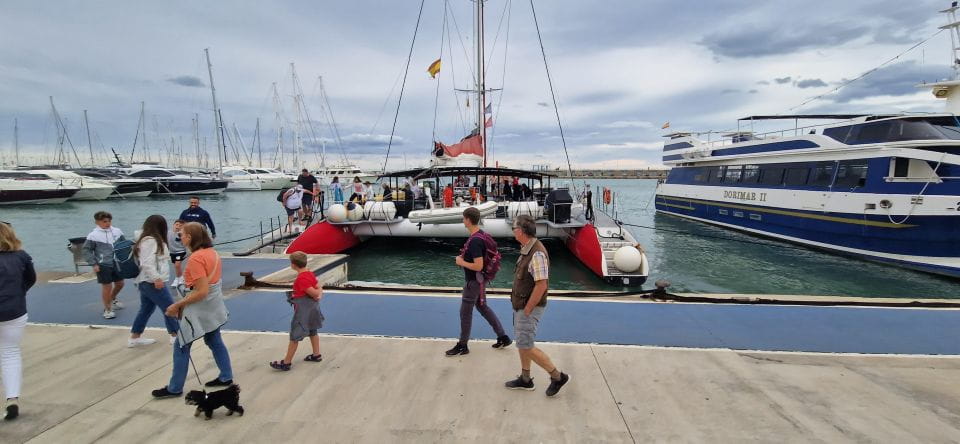 Cambrils: Private Catamaran Luxury 3h Drinks,Snacks Pickup - Important Information
