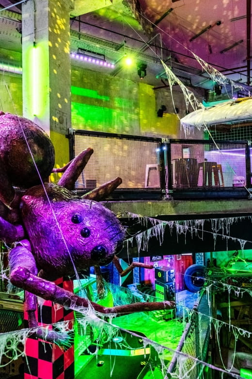 Camden: Junkyard Golf Club Tickets for 9 or 18 Holes - Age Restrictions