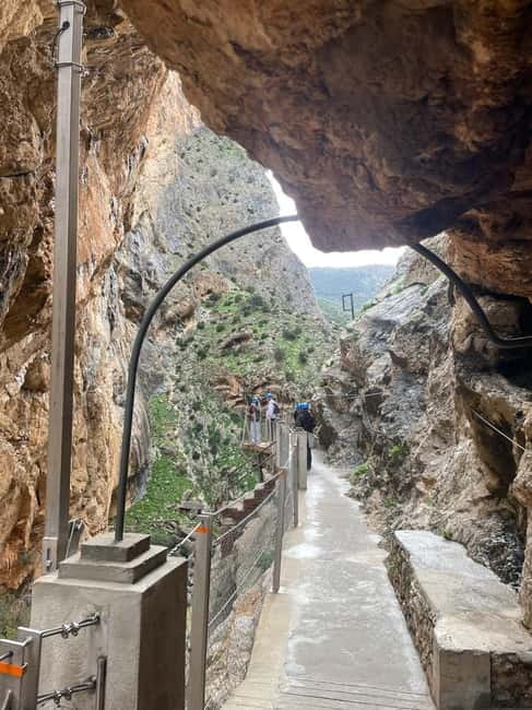 Caminito del Rey: Bus Trip from Malaga Premium Tour with Official Tour Guide - Final Thoughts: Who Should Book This Tour