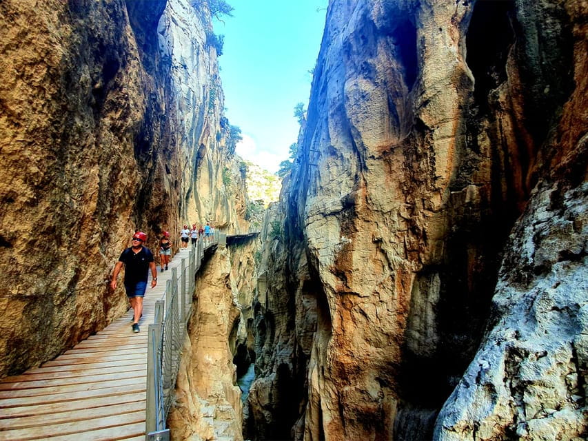 Caminito Del Rey: Tour With Official Guide and Drink - Customer Reviews and Feedback
