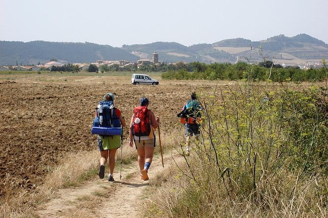 Camino De Santiago: Last 100 km walk from Sarria to Santiago de Compostela - The Itinerary: What to Expect Day-by-Day