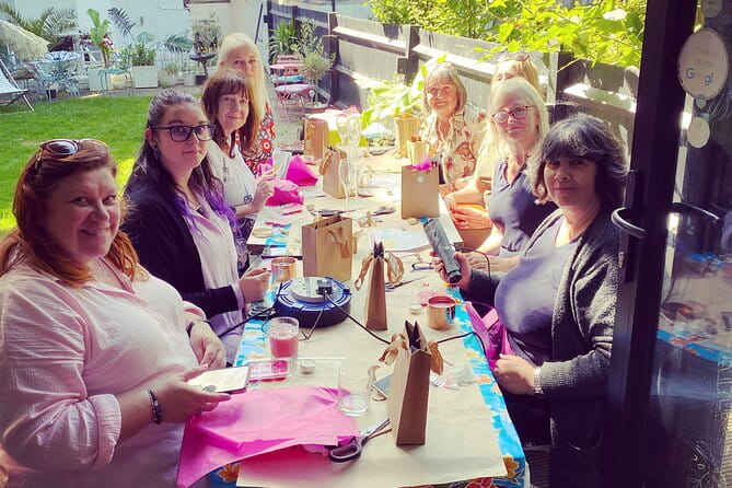 Candle Making Workshop and Bubbly in UK - Key Points / Takeaways