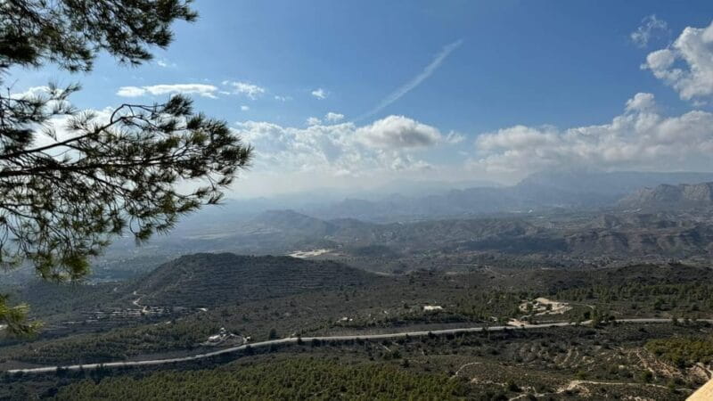 Canelobre Caves and Busot Village Tour including transfer - Key Points / Takeaways