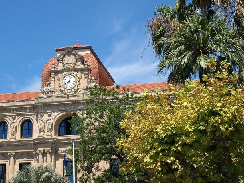 Cannes: Private Architecture Tour With a Local Expert - Le Suquet: Architectural Gems