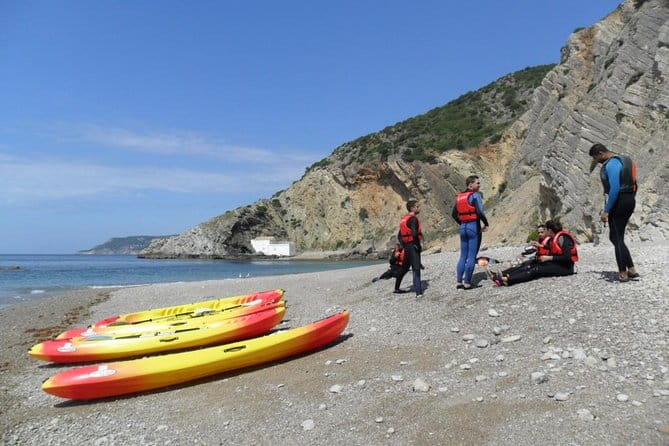 Canoeing Sesimbra - Exploring the Coastline: What to Expect on the Tour