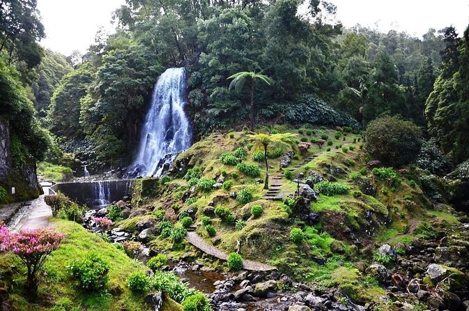 Canyoning in the Ribeira Dos CaldeirōEs Natural Park - Just The Basics