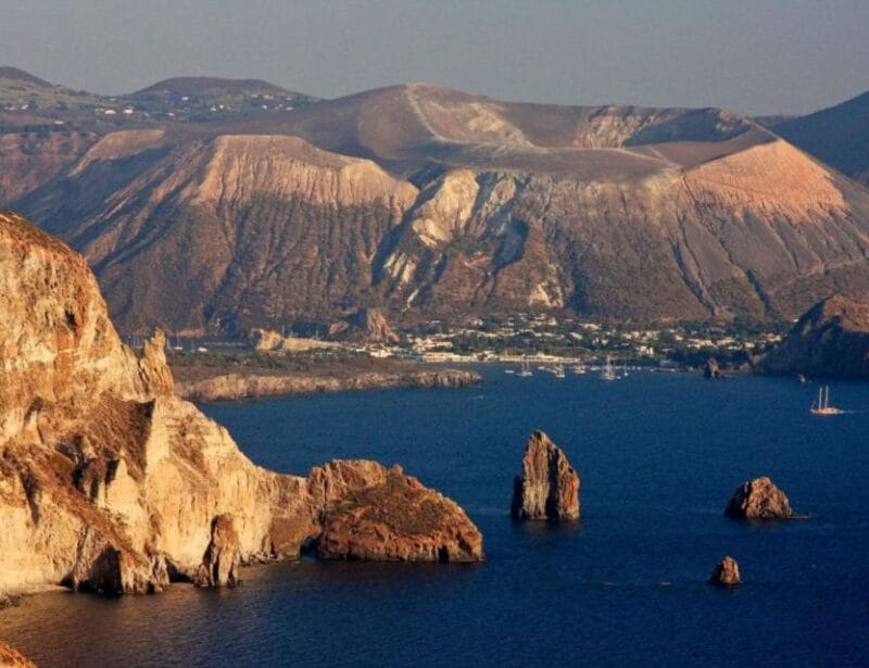 Capo d'Orlando: Mini-cruises to Vulcano and Salina Islands - An in-depth look at the experience