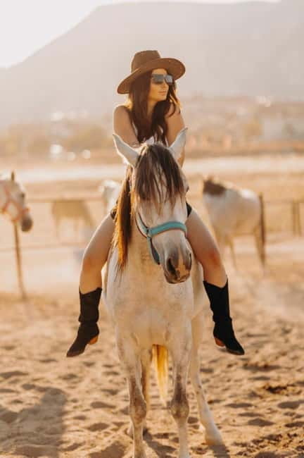 Cappadocia: Fascinating Horse Tour in Göreme Valleys - Discovering Cappadocia on Horseback: An Experience Worth Saddling Up For