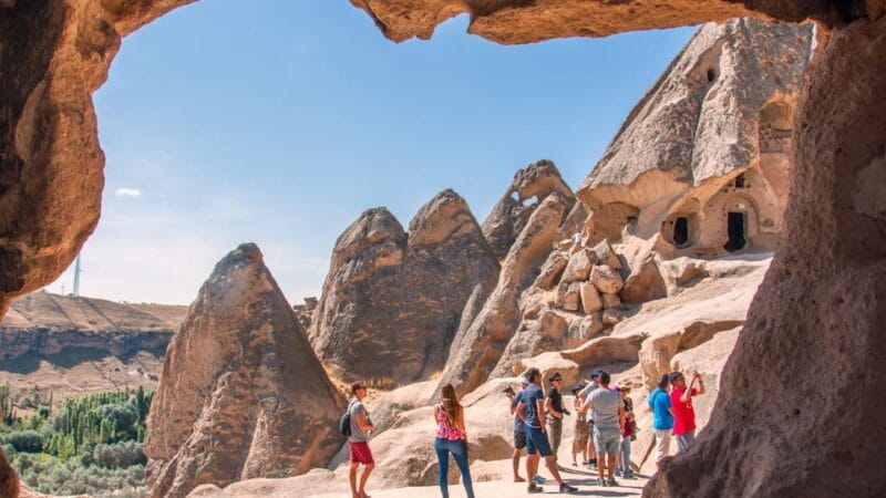 Cappadocia: Guided Green Tour Incl. Lunch and Entry Tickets - Entering Derinkuyu Underground City