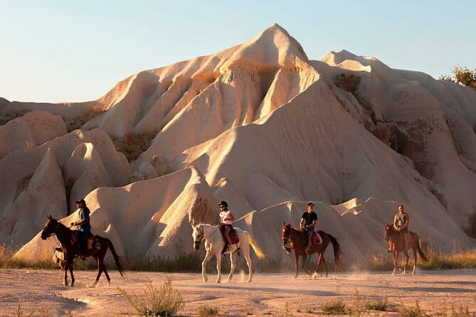 Cappadocia Horse Riding Tour, Sunset & Sunrise, Daytime - FAQ
