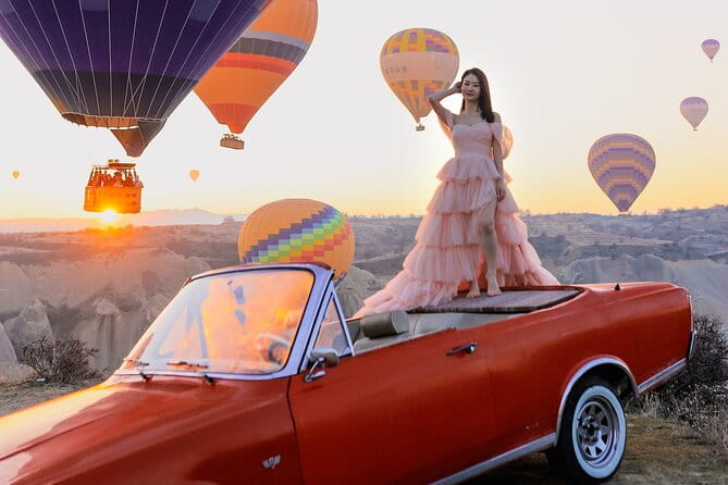 Cappadocia Private Photo Shoot with Flying Dress + Vintage Car - Key points / Takeaways