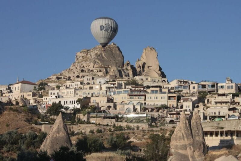 Cappadocia: Royal Queen Hot Air Balloon Tour at Sunrise - Entering the Balloon: What to Expect