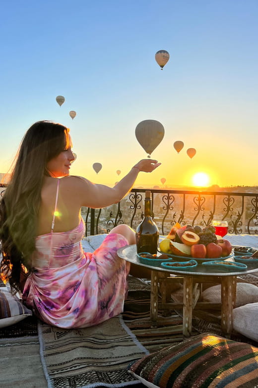 Cappadocia: Terrace Photo Spot With Balloon Flight View - The Logistics: Planning Your Photoshoot