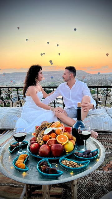 Cappadocia: Terrace Photo Spot With Balloon Flight View - Who Will Love This Experience?