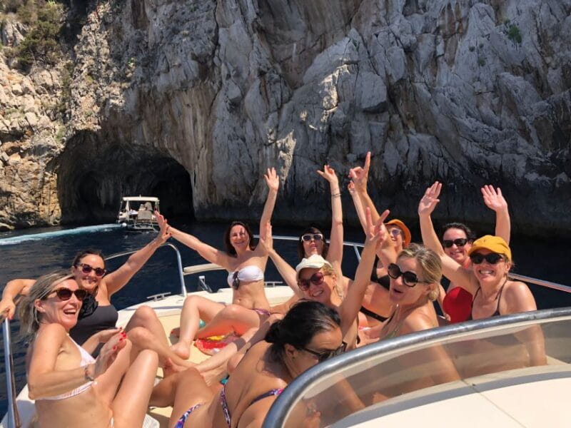Capri All Inclusive Premium Private boat Tour and City Visit - Exploring Capri from the Water: A Detailed Journey