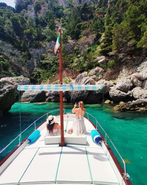 Capri: Boat Tour with Snorkeling and Drinks - Key points / Takeaways