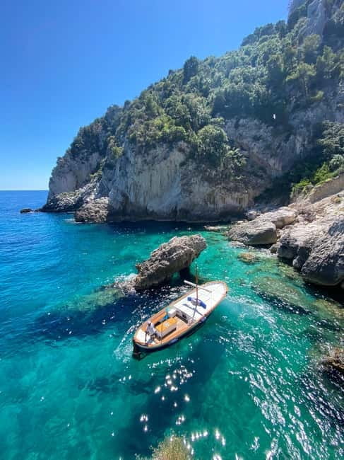 Capri: Boat Tour with Snorkeling and Drinks - Tips for Making the Most of Your Trip