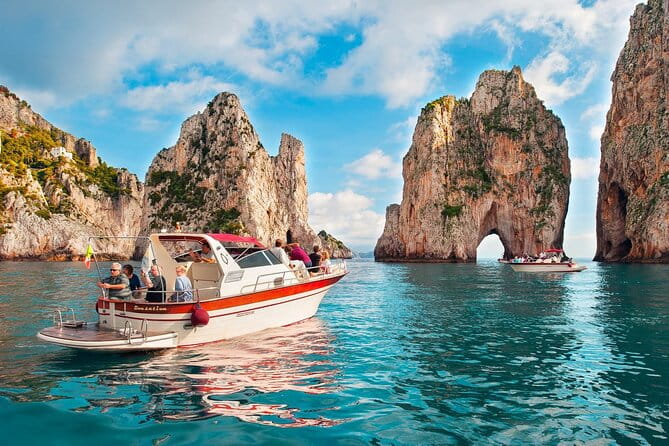 Capri Guided Boat Experience with Island Exploration and Transfer - Detailed Review of the Capri Guided Boat Experience