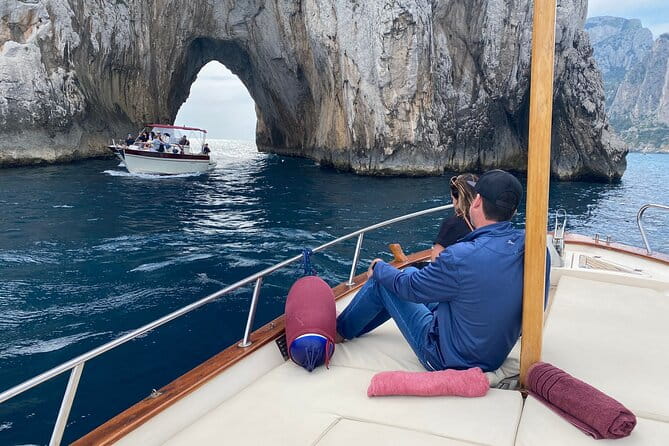 Capri Half Day Private Boat Tour from Capri (4 hours)+Blue Grotto - Blue Grotto: A Highlight with Caveats
