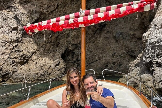 Capri Half Day Private Boat Tour from Capri (4 hours)+Blue Grotto - Coastal Highlights & Photo Stops