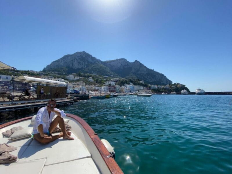 Capri: Island and Grottos Boat Cruise with Snacks and Drinks - FAQ