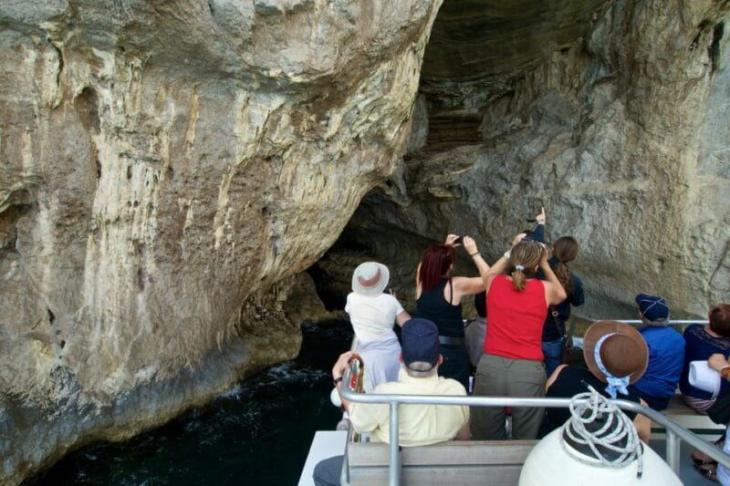 Capri: Island Sightseeing Tour with Blue Grotto Stop - Setting Sail from Marina Grande