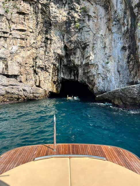 Capri: Premium Boat Tour and City Tour - All Inclusive - Who Will Love This Tour?