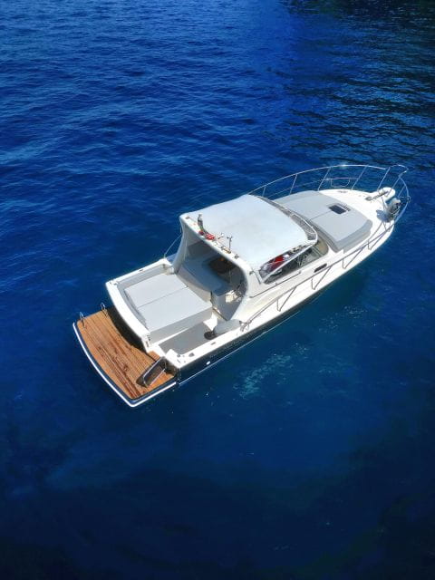 Capri: private boat tour with visit to the caves - Who Will Love This Tour?