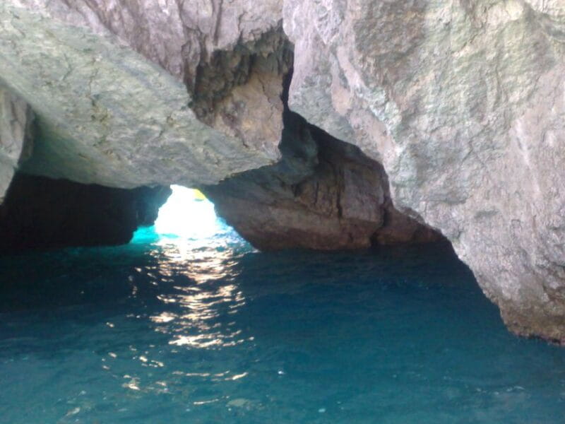 Capri: Private Island Boat Tour with Snorkeling and Swimming - Key points / Takeaways