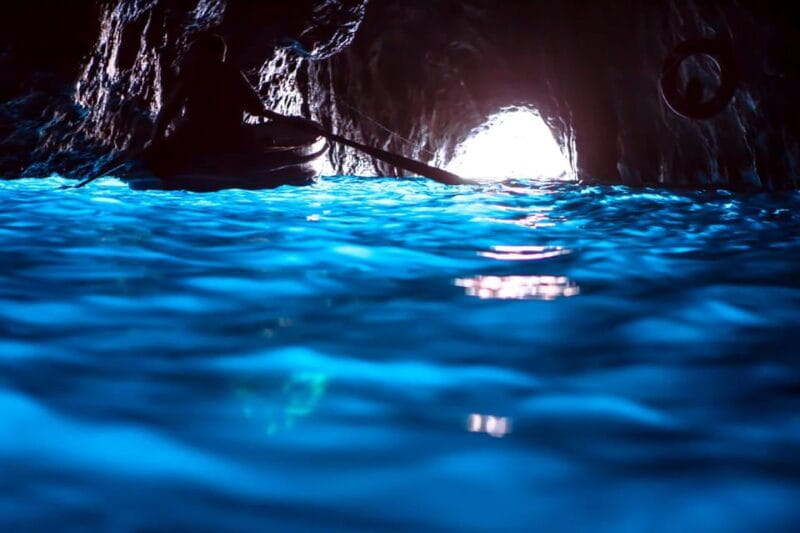Capri small group & Blue grotto - The Blue Grotto: A Highlight with a Caveat