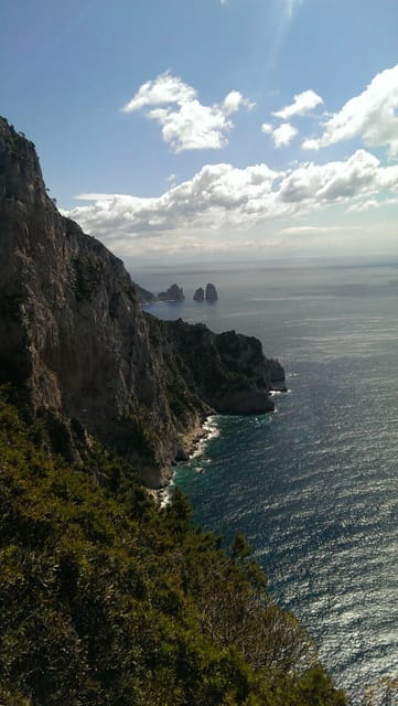 Capri: Walk through the streets of the center - The Sum Up