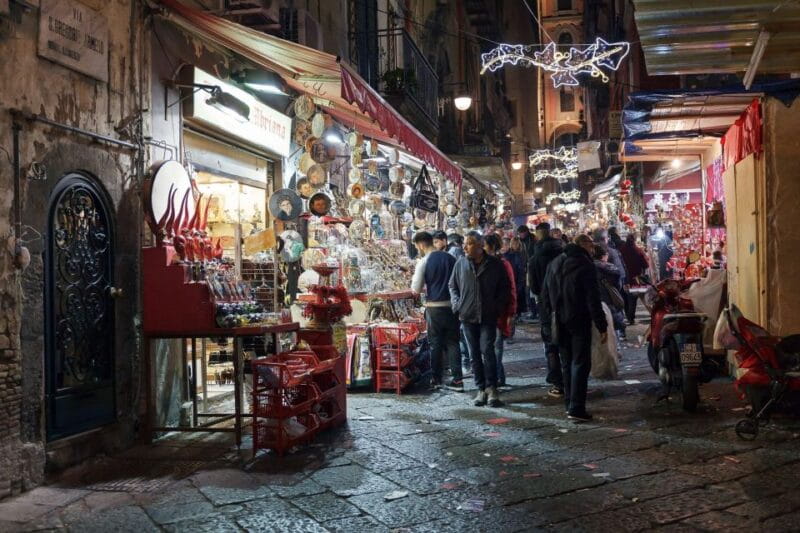 "Capturing the Magic": Explore the Naples Christmas Market - Entering the Historic Heart: From Piazza Bellini to San Gregorio Armeno