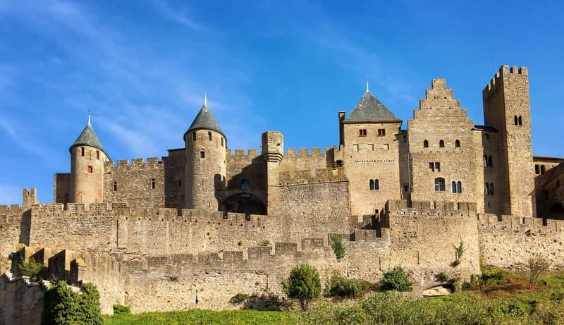Carcassonne: Express Walk with a Local in 60 minutes - The Practicalities: Logistics & Group Experience