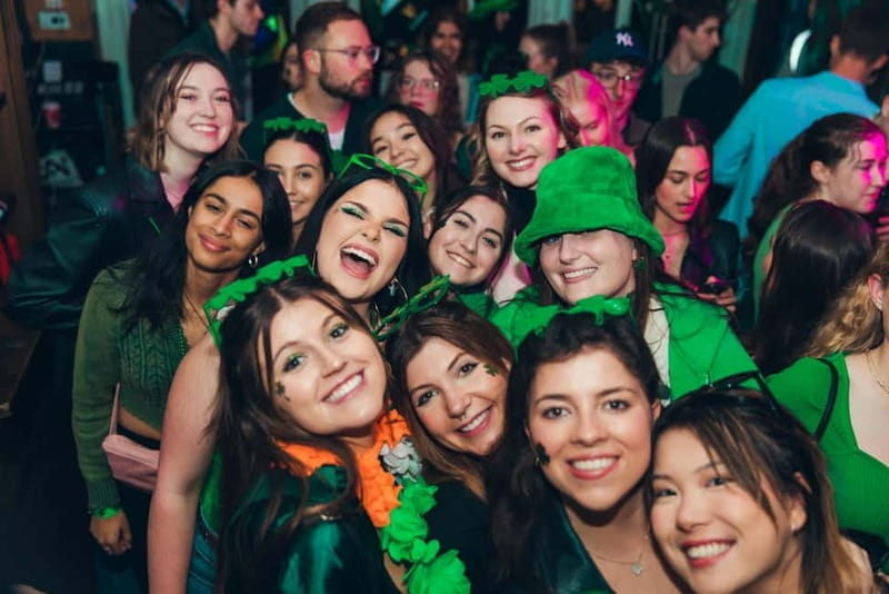 Cardiff: Guided Bar Crawl with Shots and Nightclub Entry - Introduction: An Exciting Night Out in Cardiff