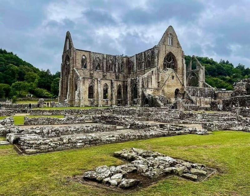 Cardiff: Wye Valley's Adventure Scenic Day Tour - Tintern Abbey: Poetry in Ruins
