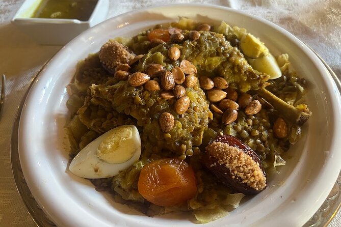 Casablanca City Night Tour and Traditional Moroccan Dinner - Multilingual Chauffeur Tour Driver