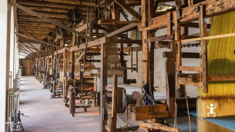 Caserta: E-bike tour to the Royal Belvedere Silk Factory - Starting in the Heart of Caserta: Setting Off from Via Giambattista Vico