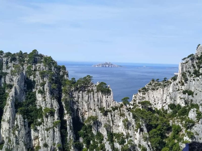 Cassis: 3 Calanques Half-Day Hiking Tour with Swimming - Exploring the Calanques: A Half-Day Hiking Adventure in Cassis