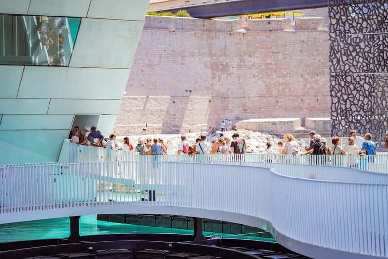 Cassis Tour, Calanques Boat Ride & Cosquer Cave visit - Free Time in Cassis: Savoring Local Flavors