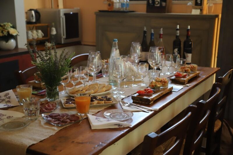Castiglion Fiorentino: Buccelletti Wine Tour & Tasting - Entering the Heart of Tuscan Tradition