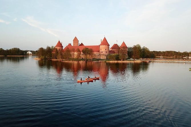 CASTLE ISLAND - Premium guided canoe tour at Trakai Historical Park - Who Should Consider This Tour?