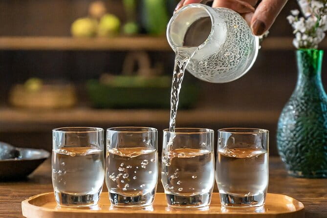 Casual Japanese SAKE Tasting and Snack Experience in Kabukicho - Location and Meeting Point