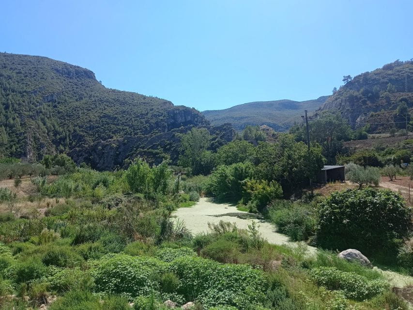 Catalonia: Cycling Through City and Beautiful Landscapes - Inclusions for Cyclists