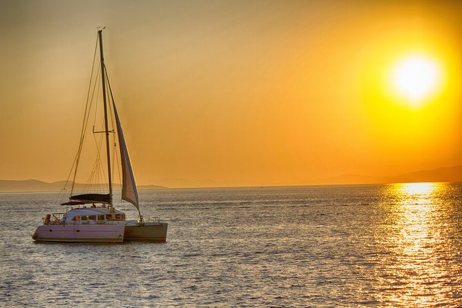 Catamaran Day & Sunset Cruises With Meals Drinks and Transportation - Meeting and Pickup Information