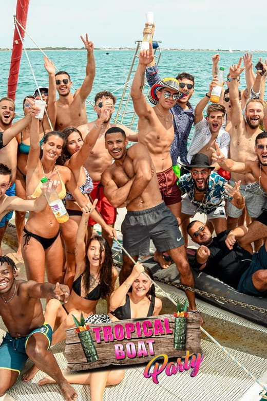 Catamaran Lucile | Famous Eat cata party - Discovering the French Coast with a Twist: The Catamaran Lucile Experience