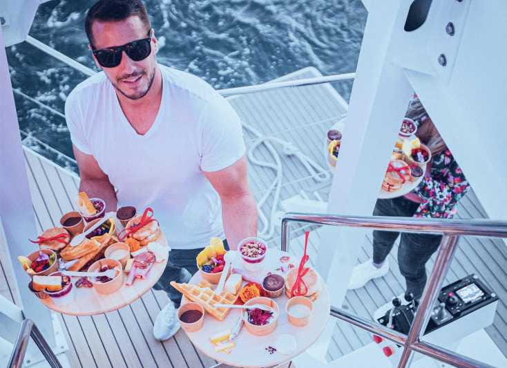 Catamaran Lucile | Sunday brunch - Price and Value Analysis