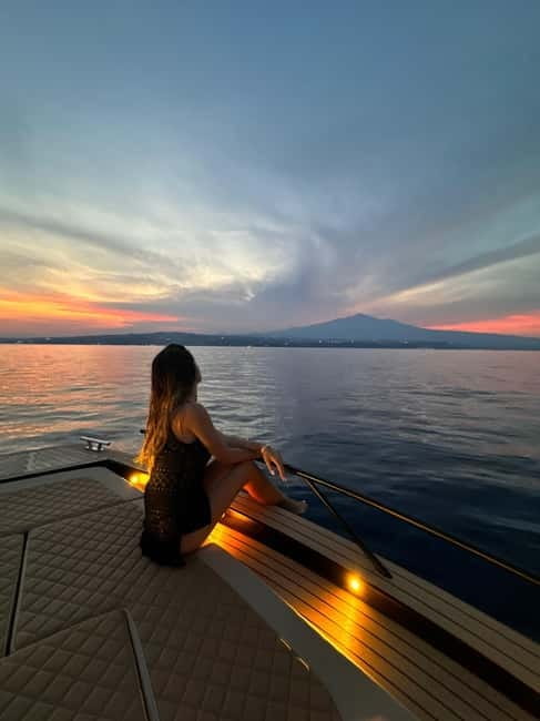 Catania, Acitrezza, Acireale: exclusive daily tour by RIB speedboat - The Details That Matter
