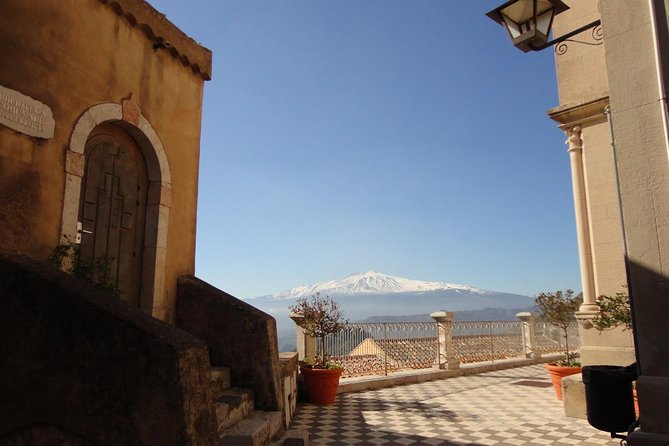 Catania Shore Excursion: Catania to Taormina and Castelmola - Group Size and Accessibility