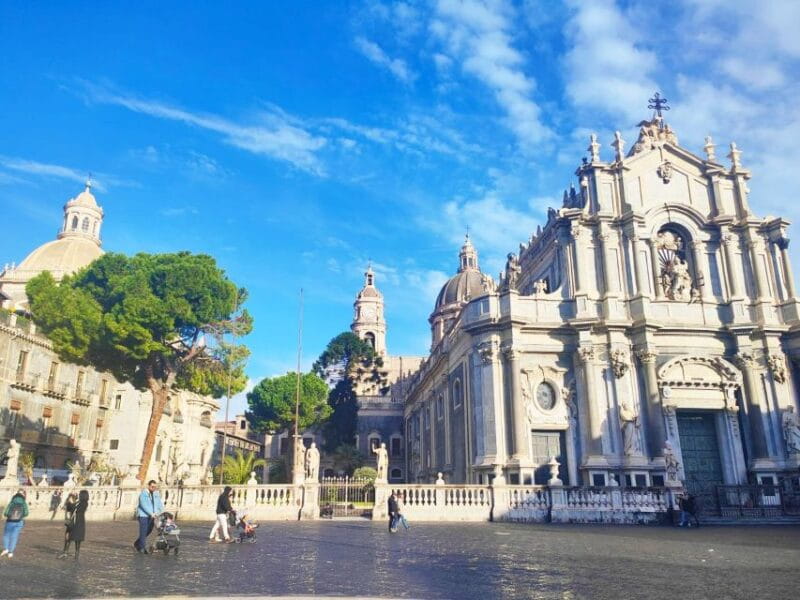 Catania Street Food Tour: Fish Market & City Centre - Practicalities: Price, Duration, and Group Size