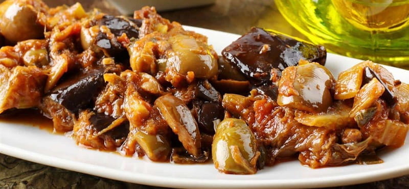 Cefalù: Authentic Food & Wine Tour - Visiting the Winery & Final Exploration